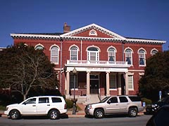 [photo, Somerset County Courthouse, 30512 Prince William St., Princess Anne, Maryland]